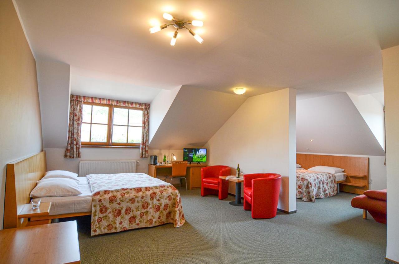 Hotel Galant Mikulov Dış mekan fotoğraf