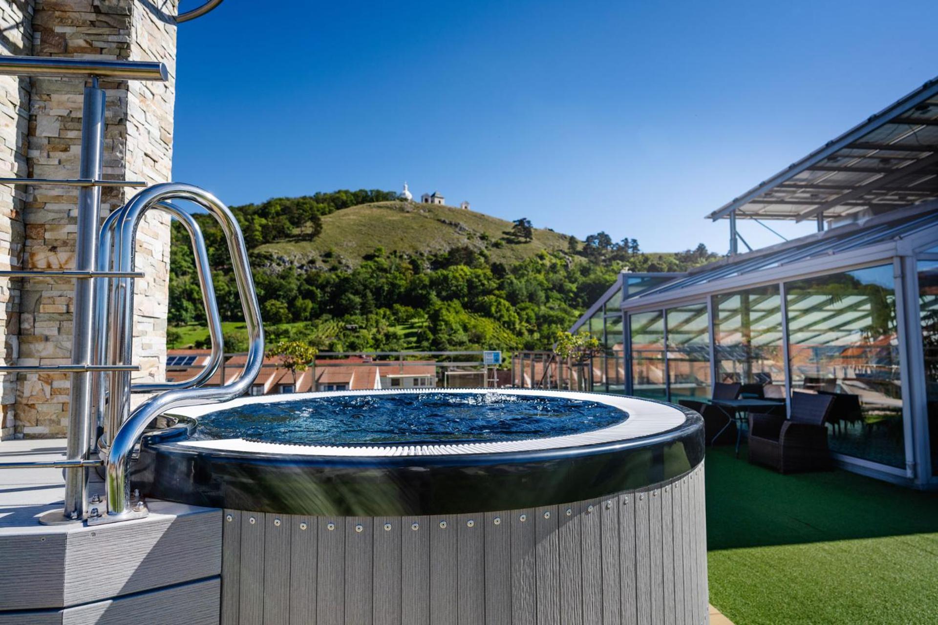 Hotel Galant Mikulov Dış mekan fotoğraf