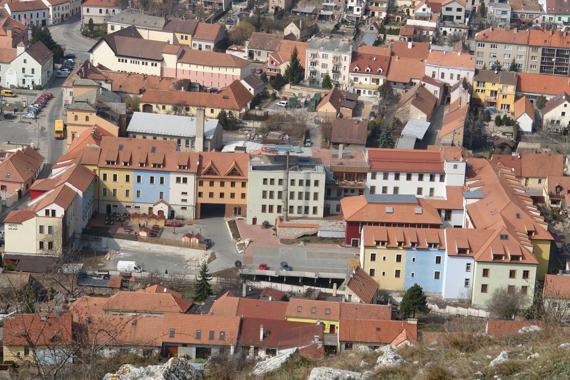 Hotel Galant Mikulov Dış mekan fotoğraf
